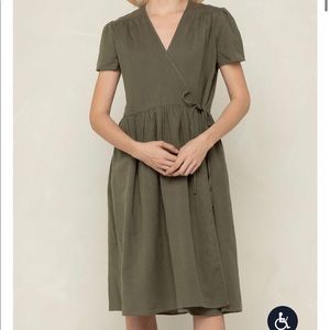 XL oak and fort dress in linen
